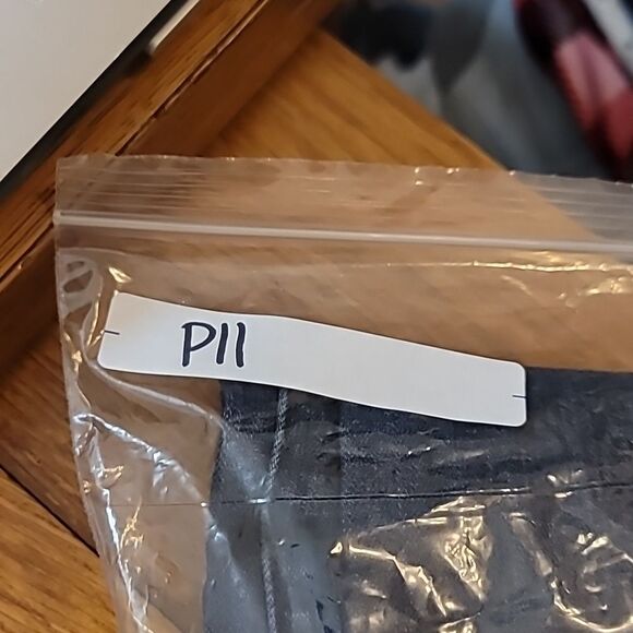 Paige Skyline Skinny Jeans Size 28 - Picture 9 of 9